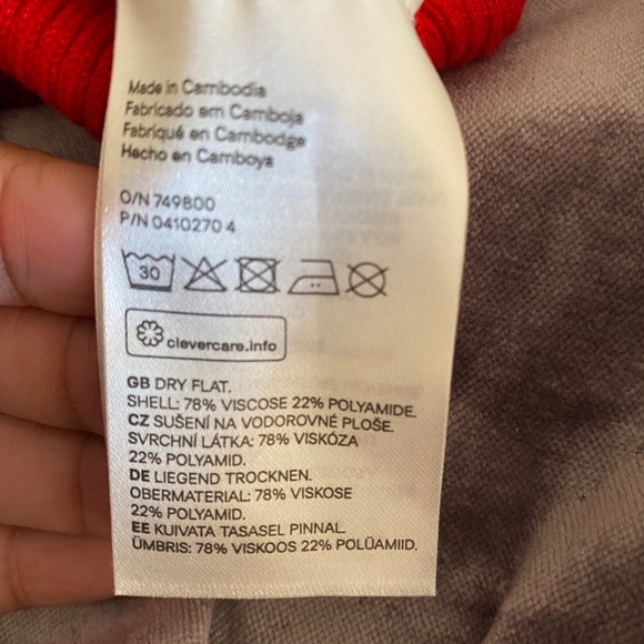 H & M Dress. Excellent Fit.Size S. - Picture 3 of 3